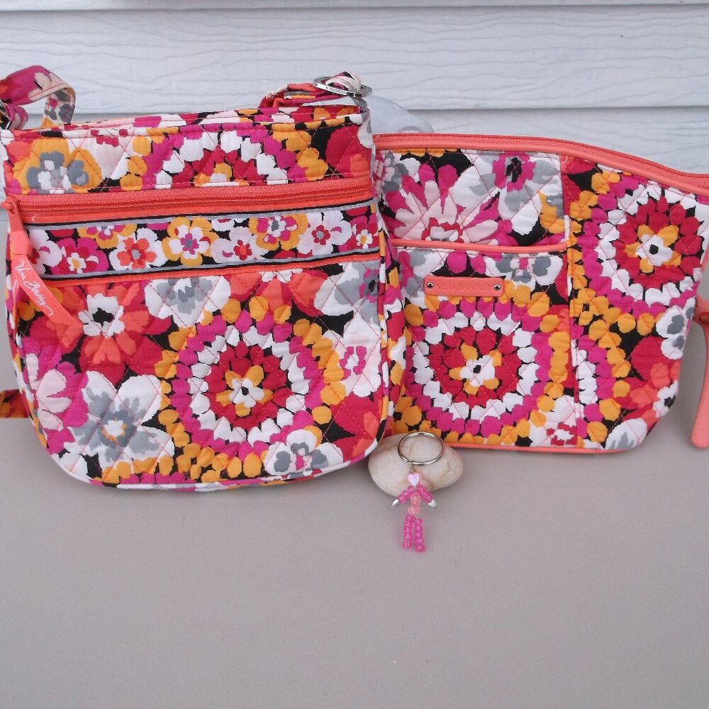 Vera Bradley Floral Quilted Crossbody Bundle + Pink Beaded Key Ring — like new✈️